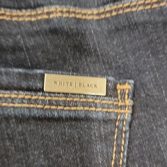 White House Black Market Dark Blue Denim Jeans - Picture 9 of 9